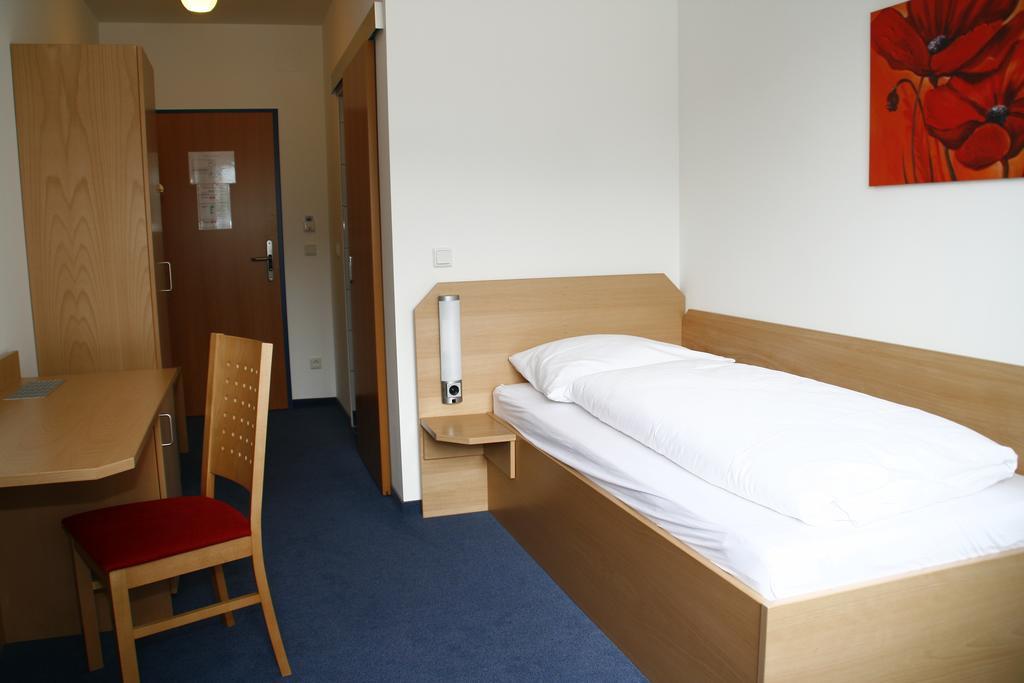 G&K Hotel Guntramsdorf Kamer foto
