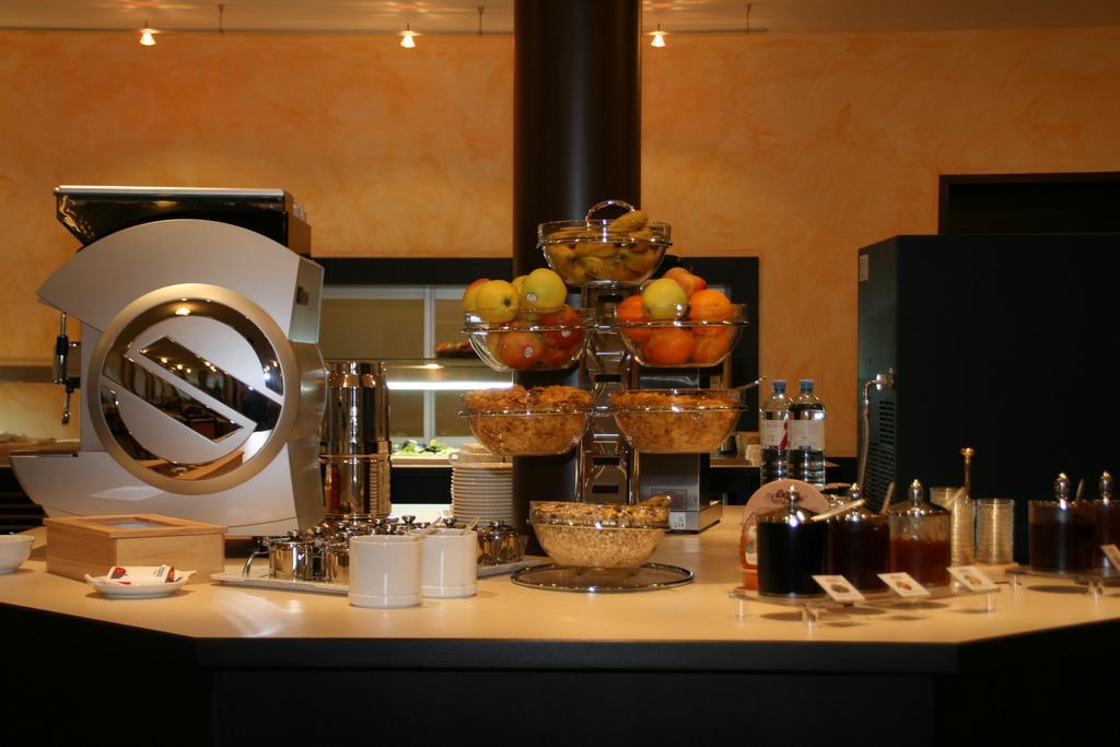 G&K Hotel Guntramsdorf Buitenkant foto