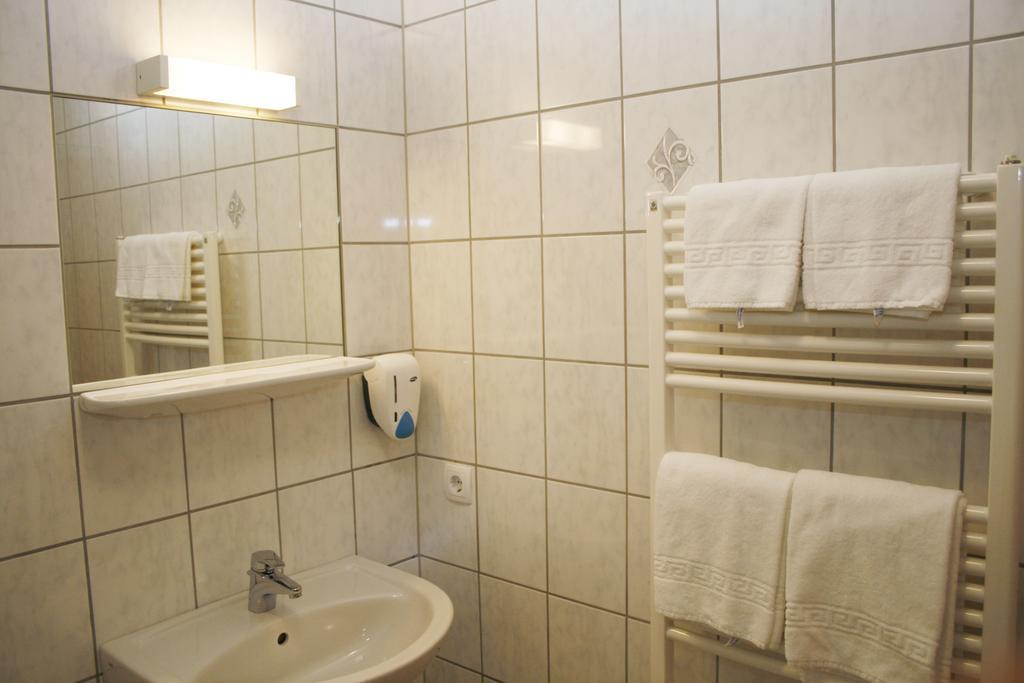 G&K Hotel Guntramsdorf Buitenkant foto
